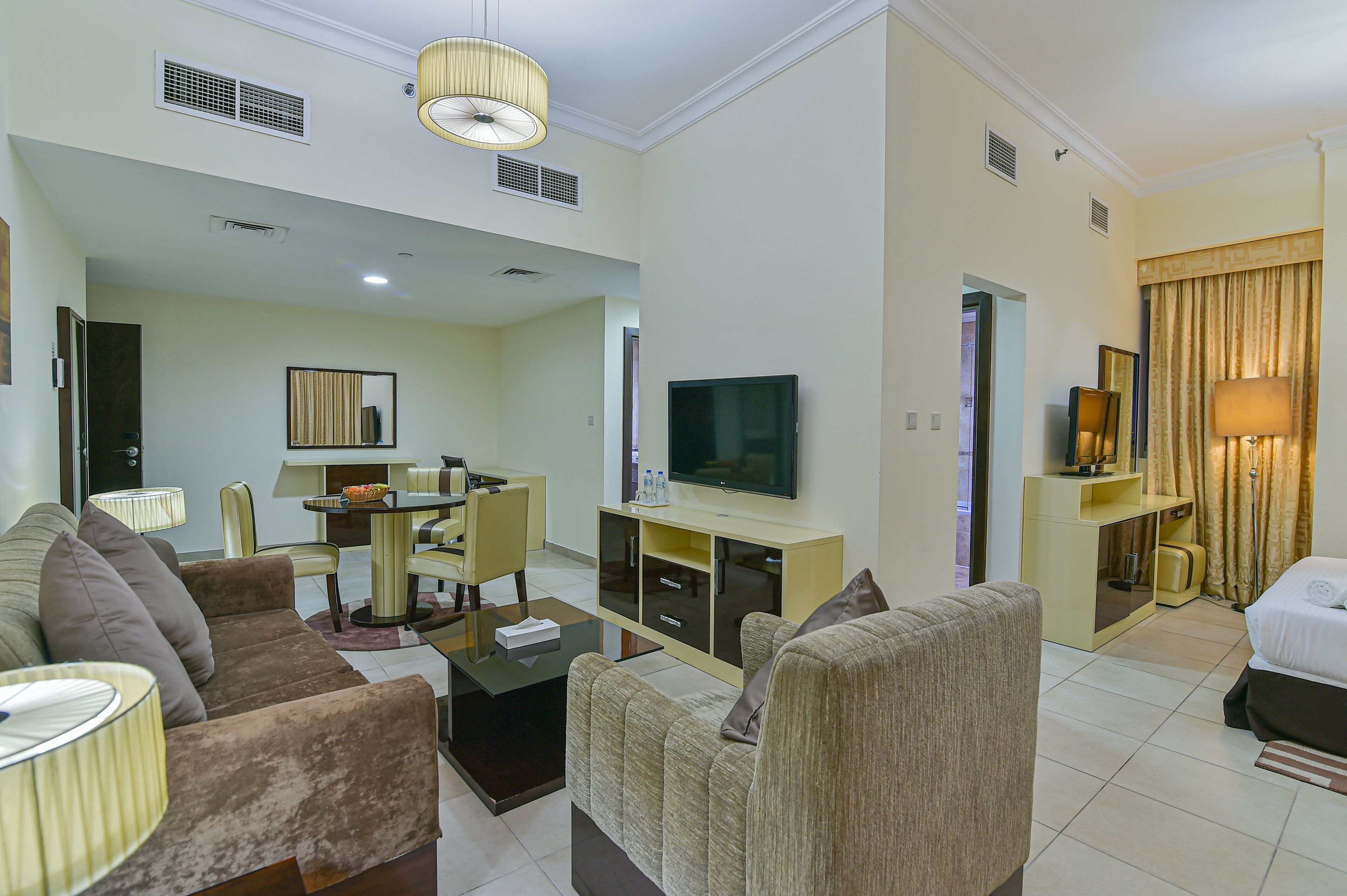 Vista Hotel Apartments Deluxe