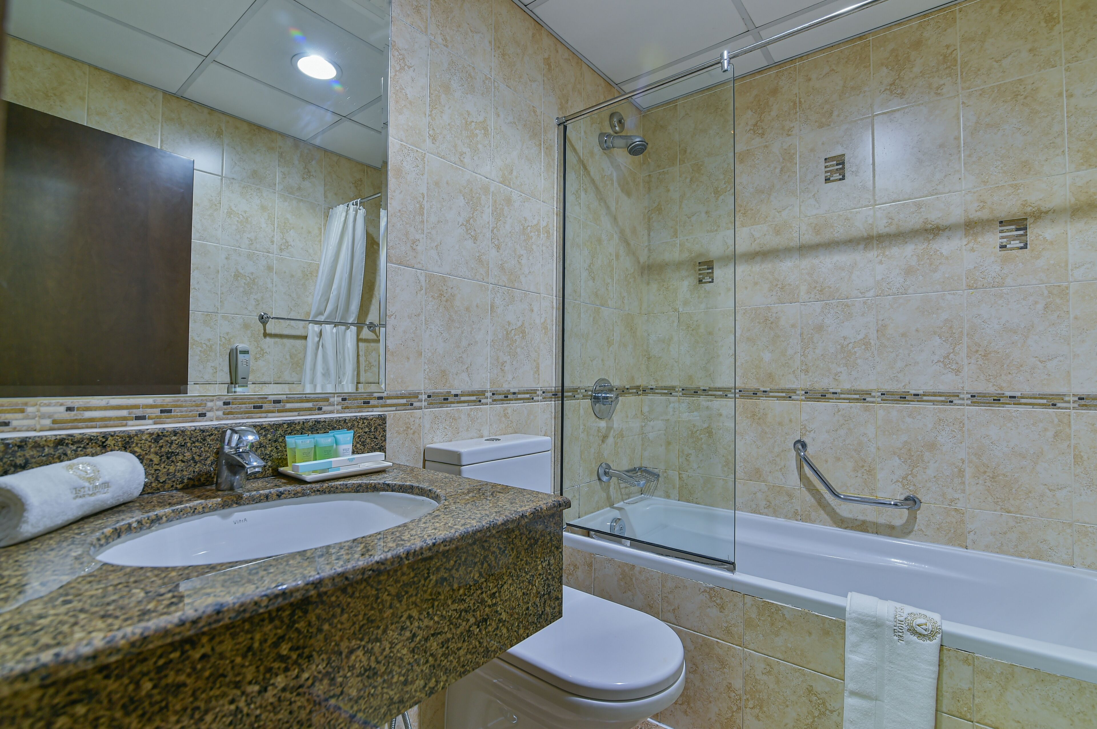 Vista Hotel Apartments Deluxe