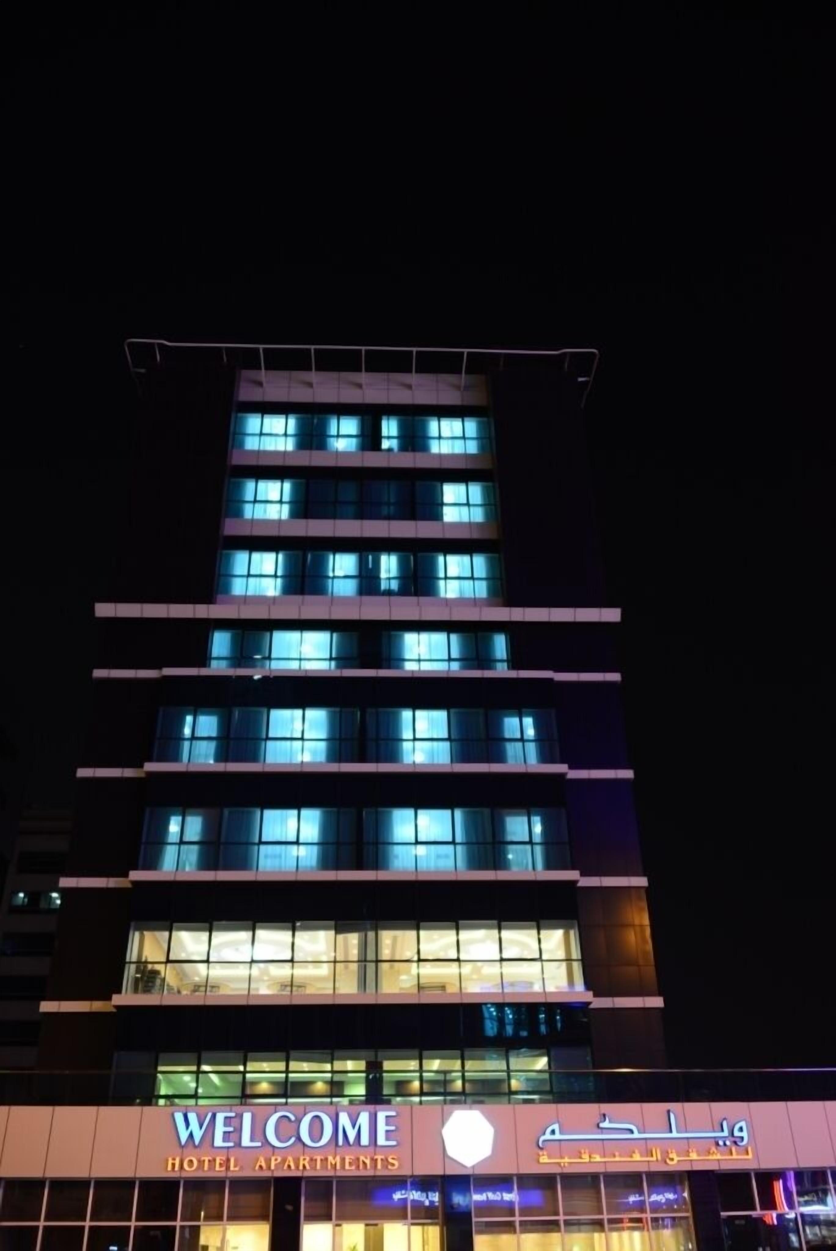 Vista Hotel Apartments Deluxe