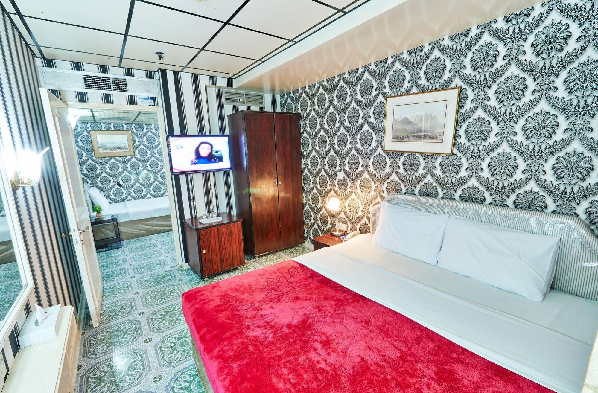 West Hotel