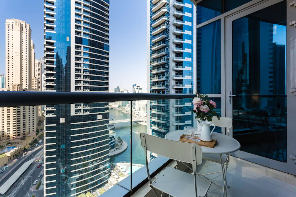 West Tower by Hi Guests Vacation Homes