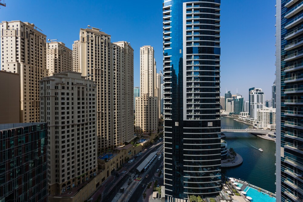 West Tower by Hi Guests Vacation Homes