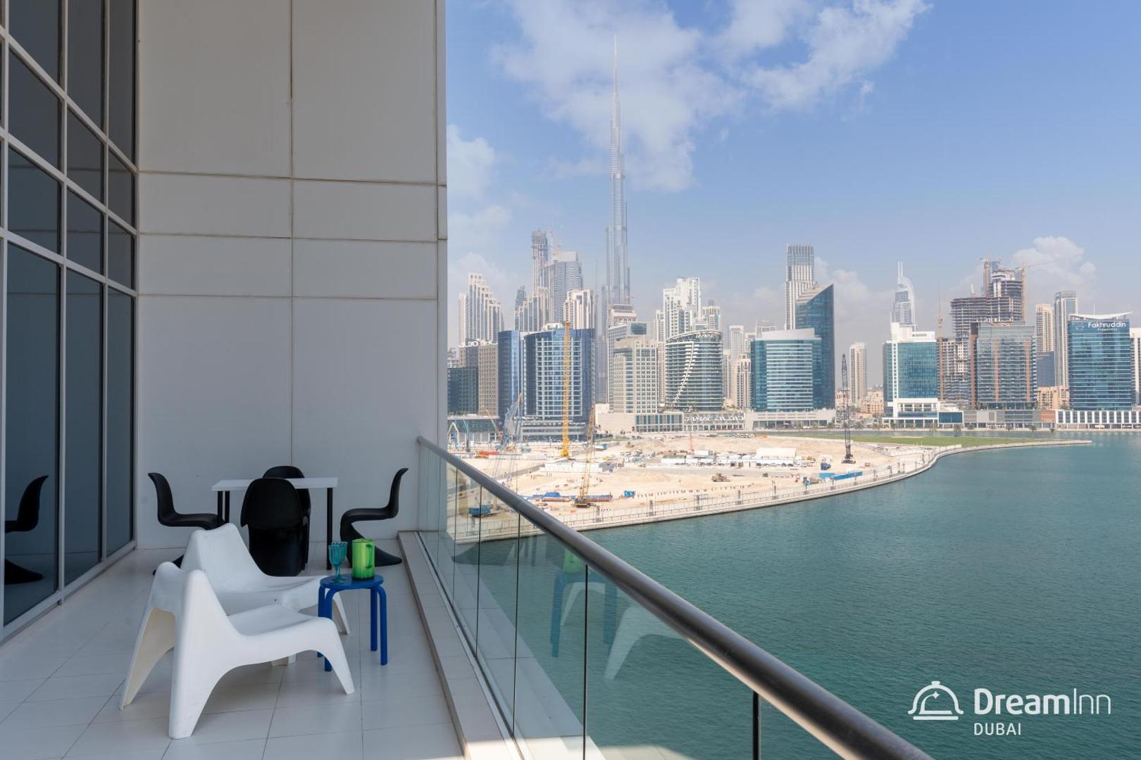 West Wharf Tower by Dream Inn
