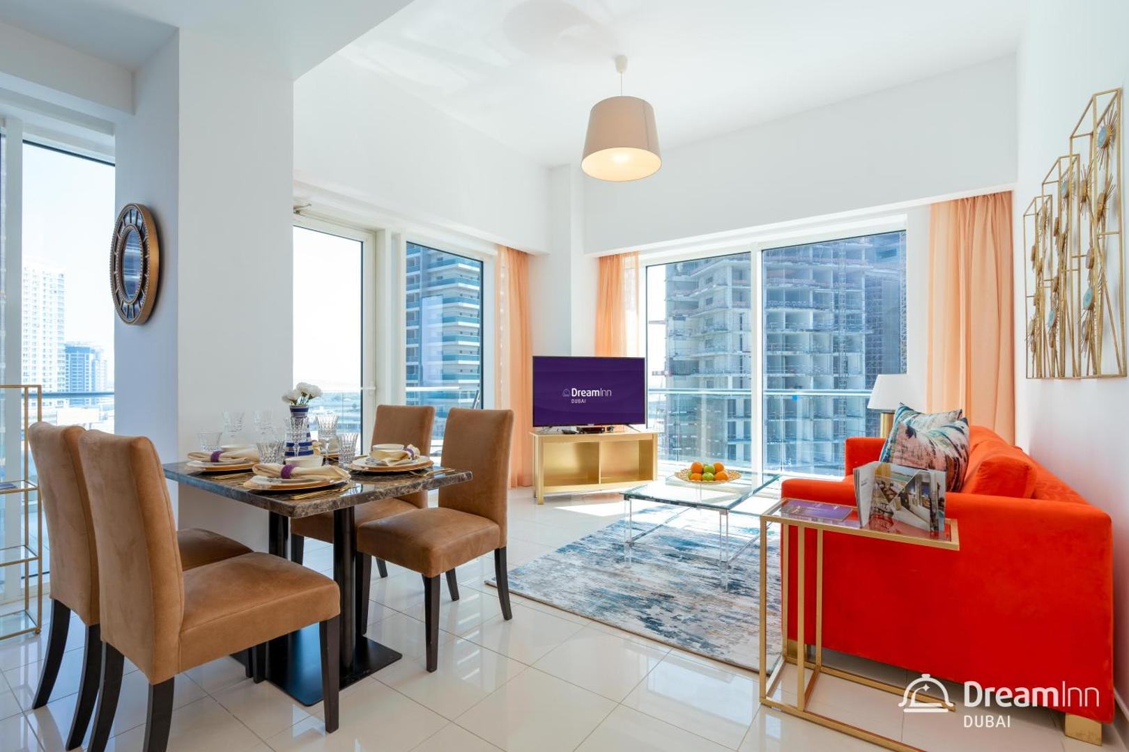West Wharf Tower by Dream Inn
