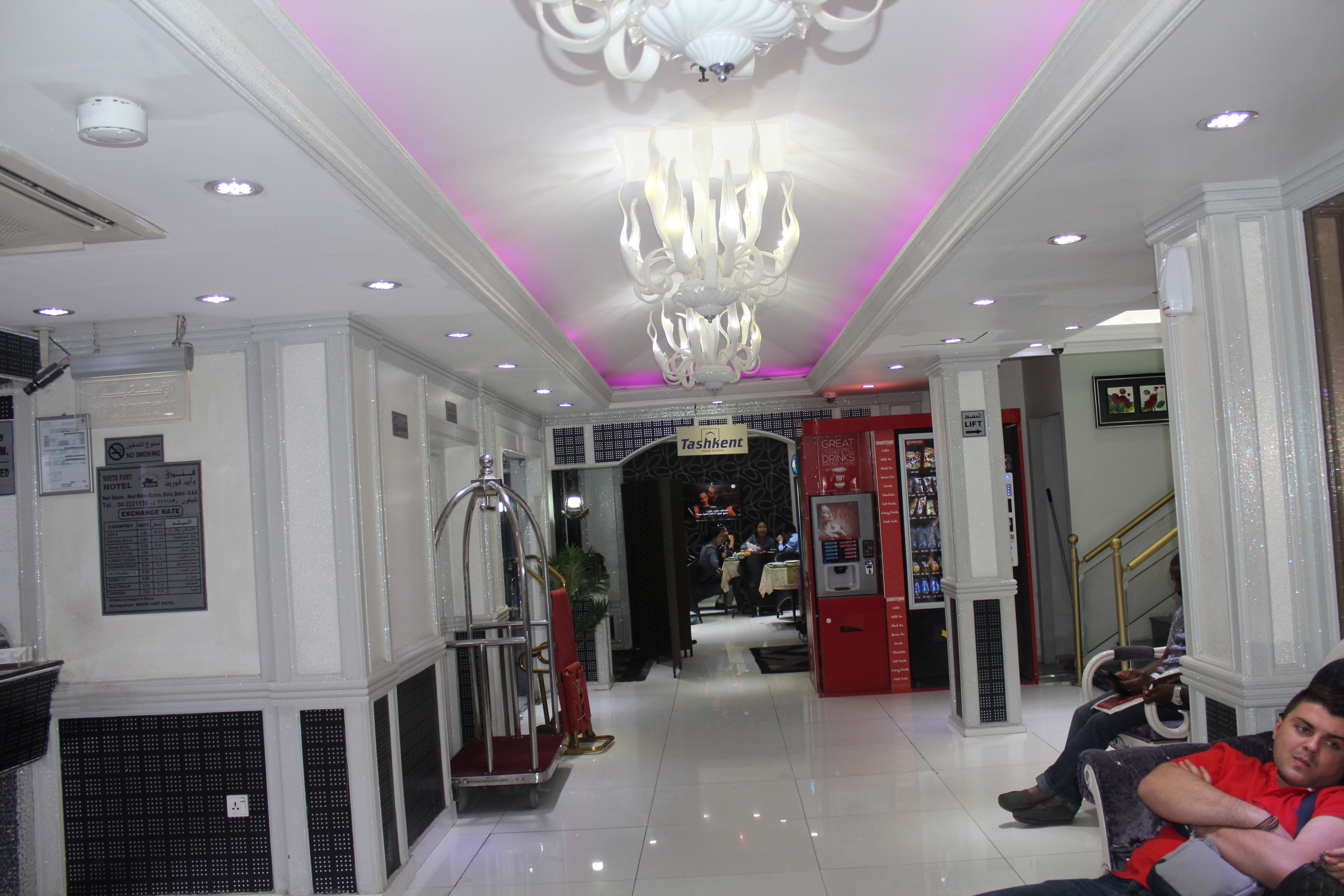 White Fort Hotel