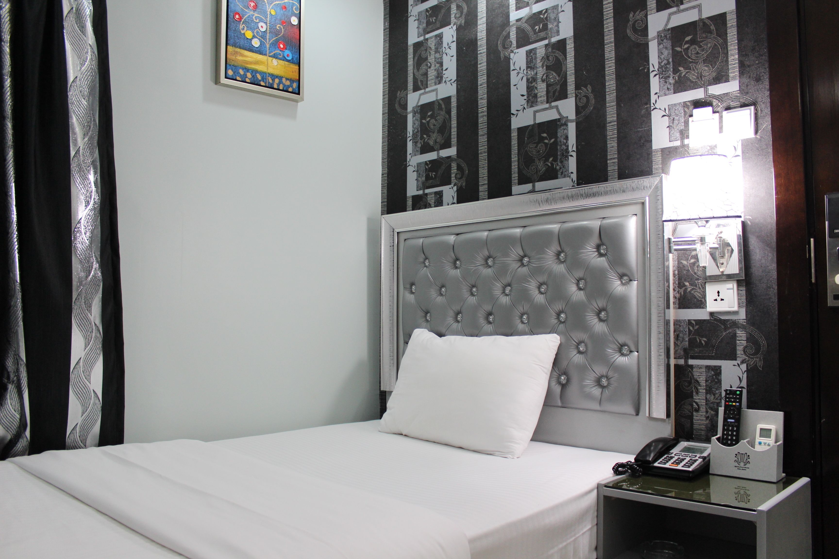White Fort Hotel