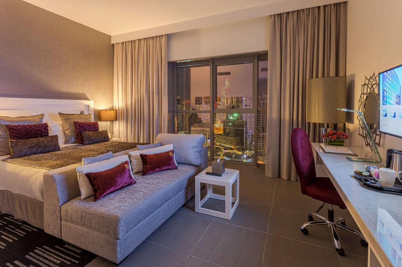 The First Collection Dubai Marina