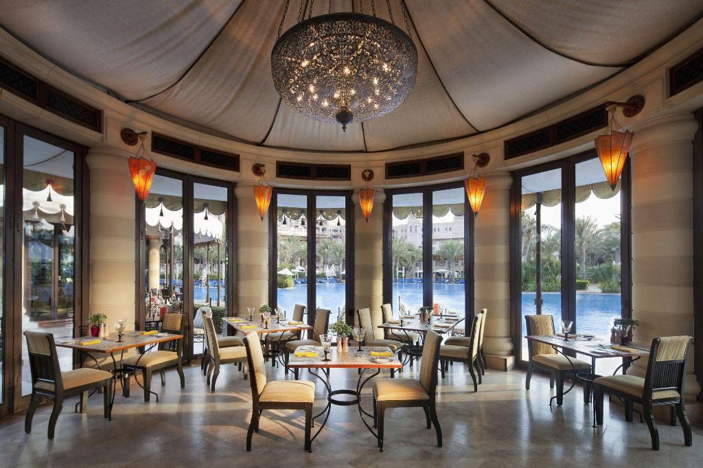 Jumeirah Mina Al Salam