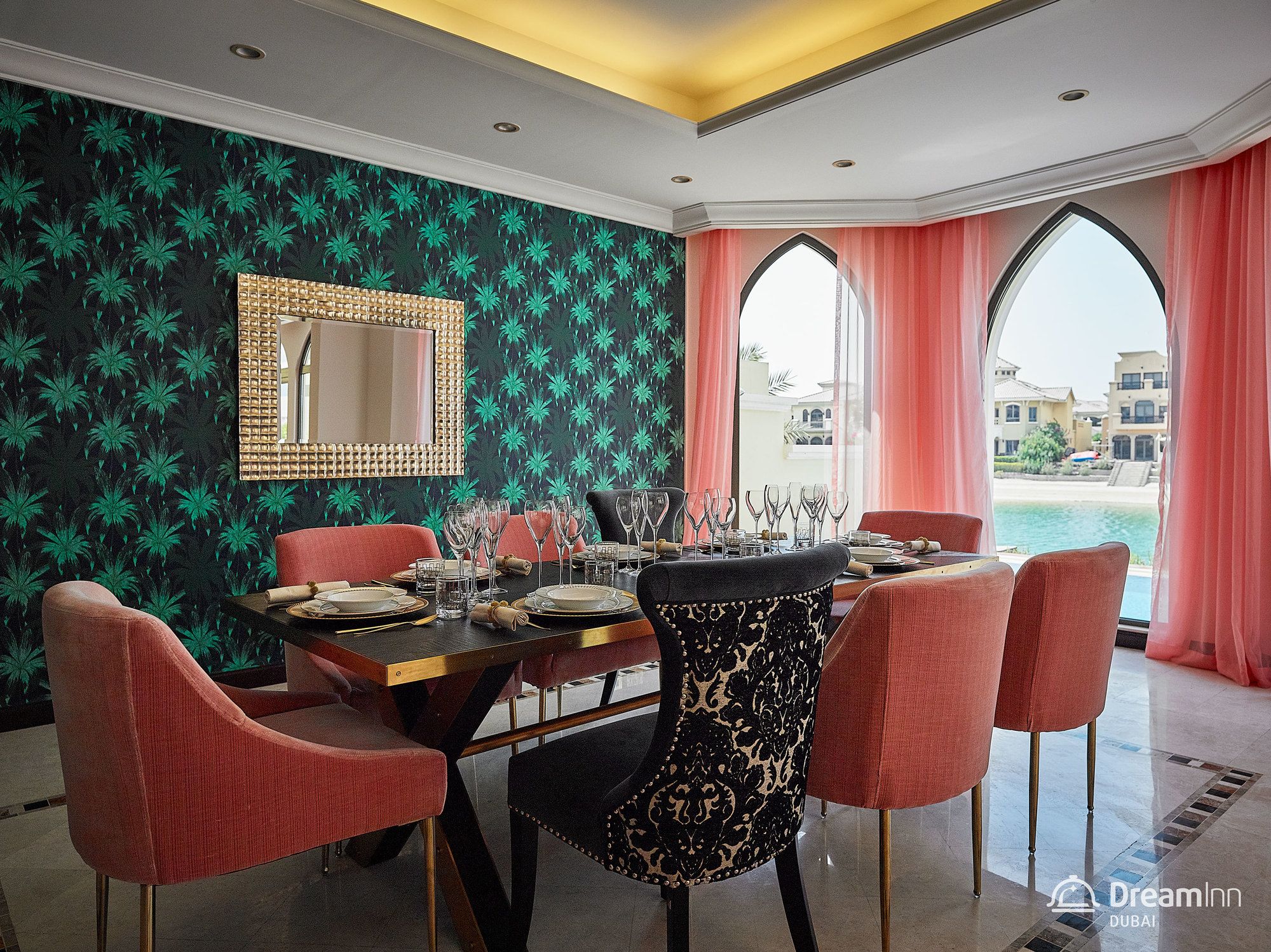 The Palm Jumeirah Villas - Frond B