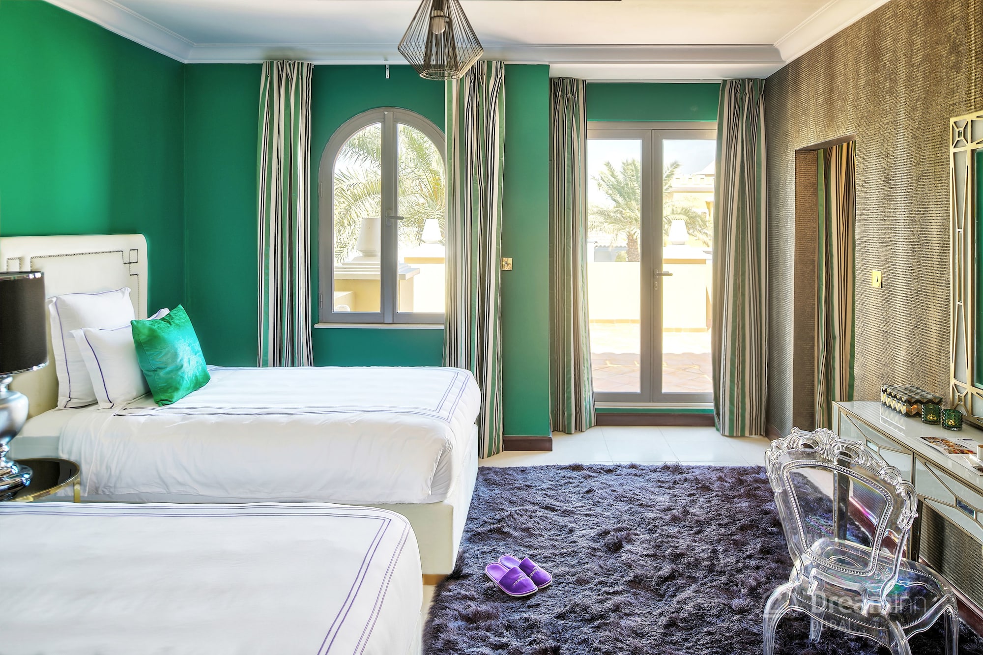The Palm Jumeirah Villas - Frond B