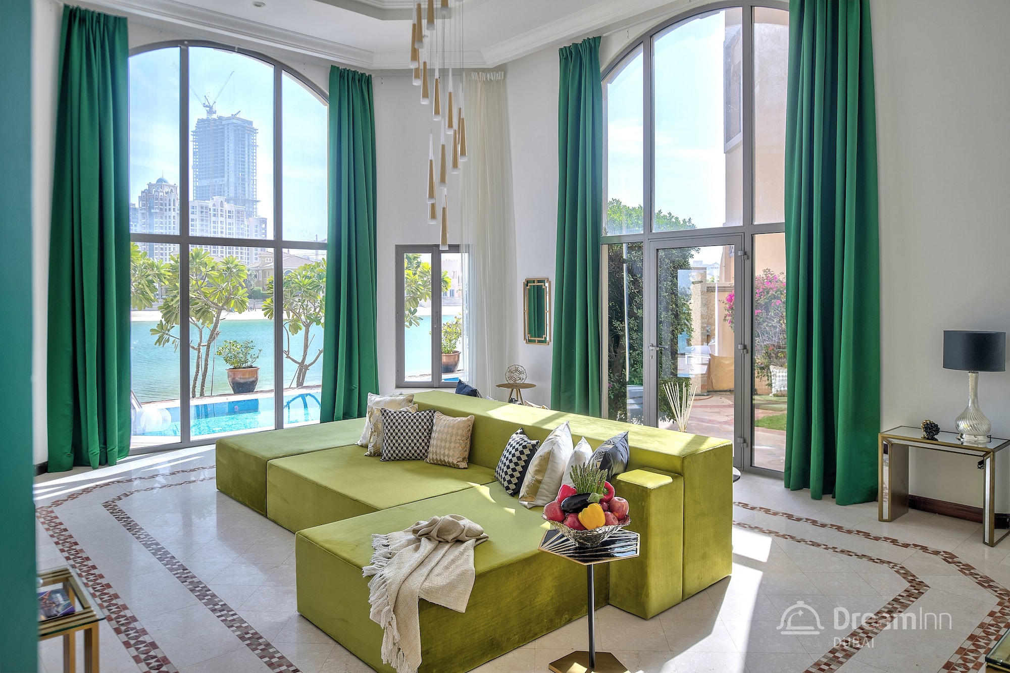The Palm Jumeirah Villas - Frond B