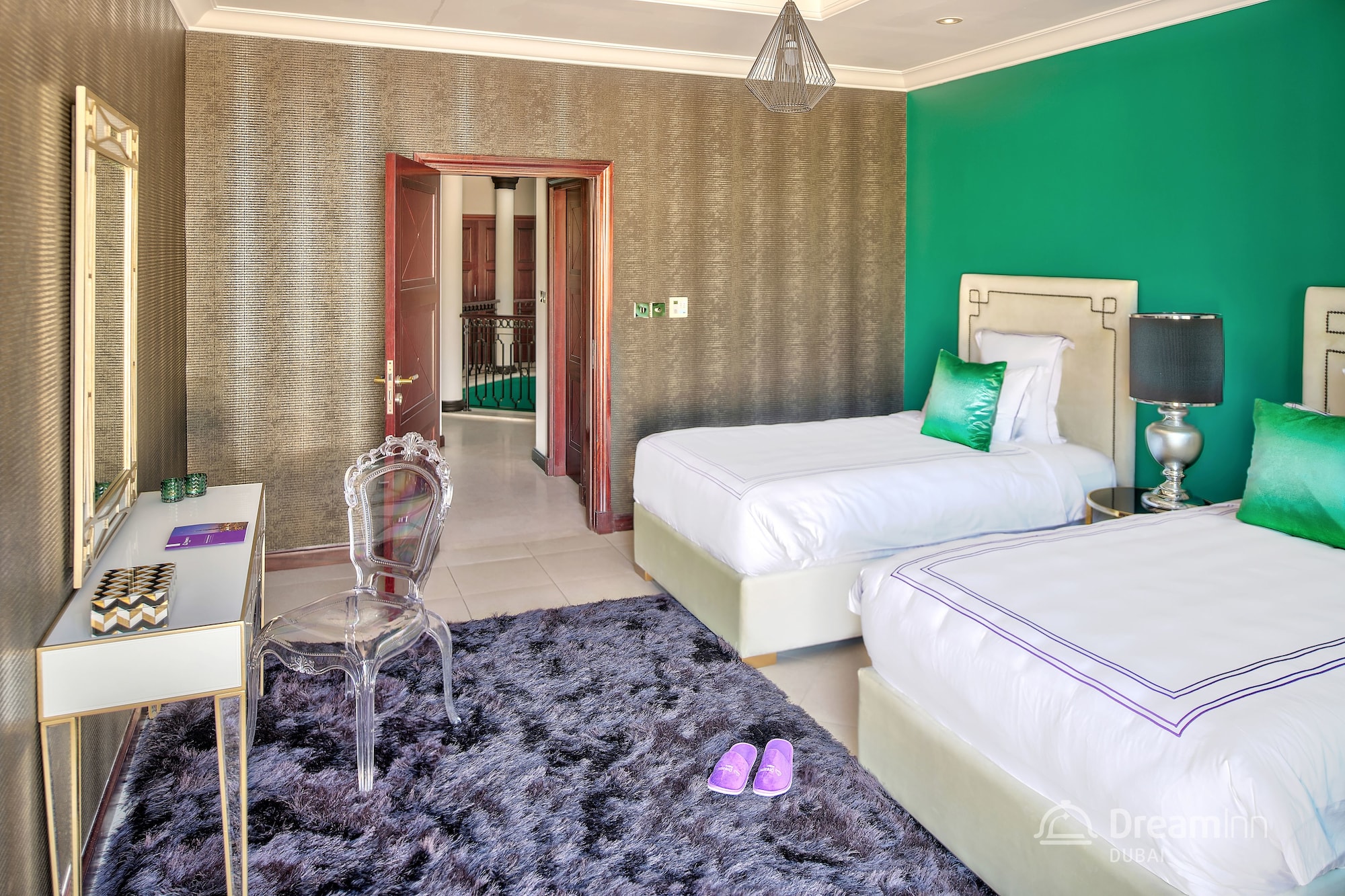 The Palm Jumeirah Villas - Frond B