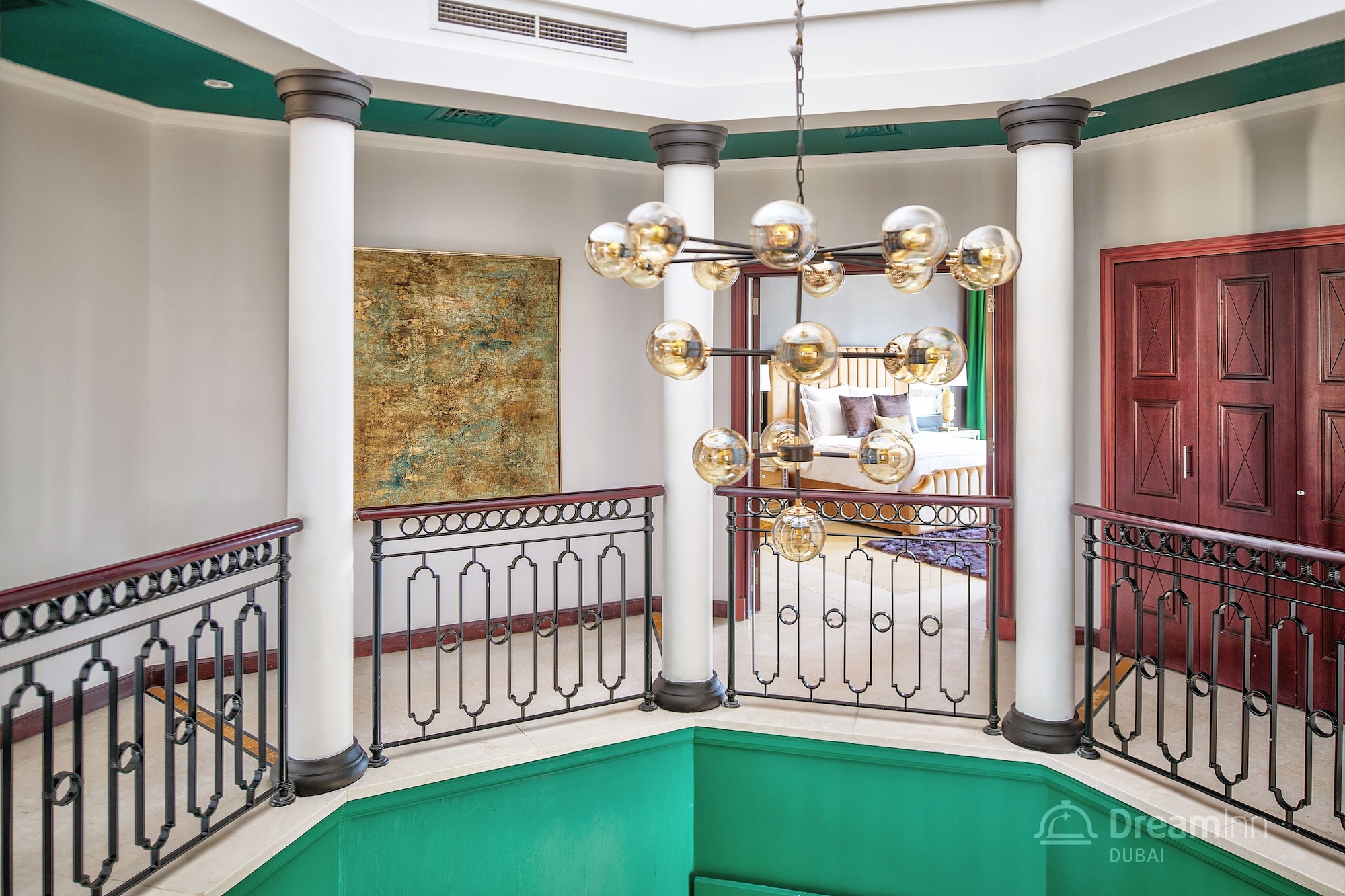 The Palm Jumeirah Villas - Frond B