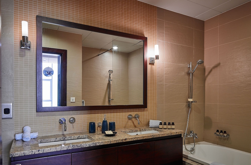Tiara Residence - Emerald