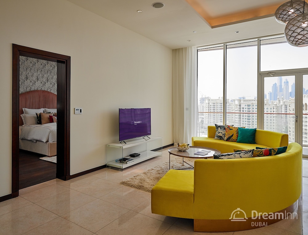 Tiara Residence - Emerald