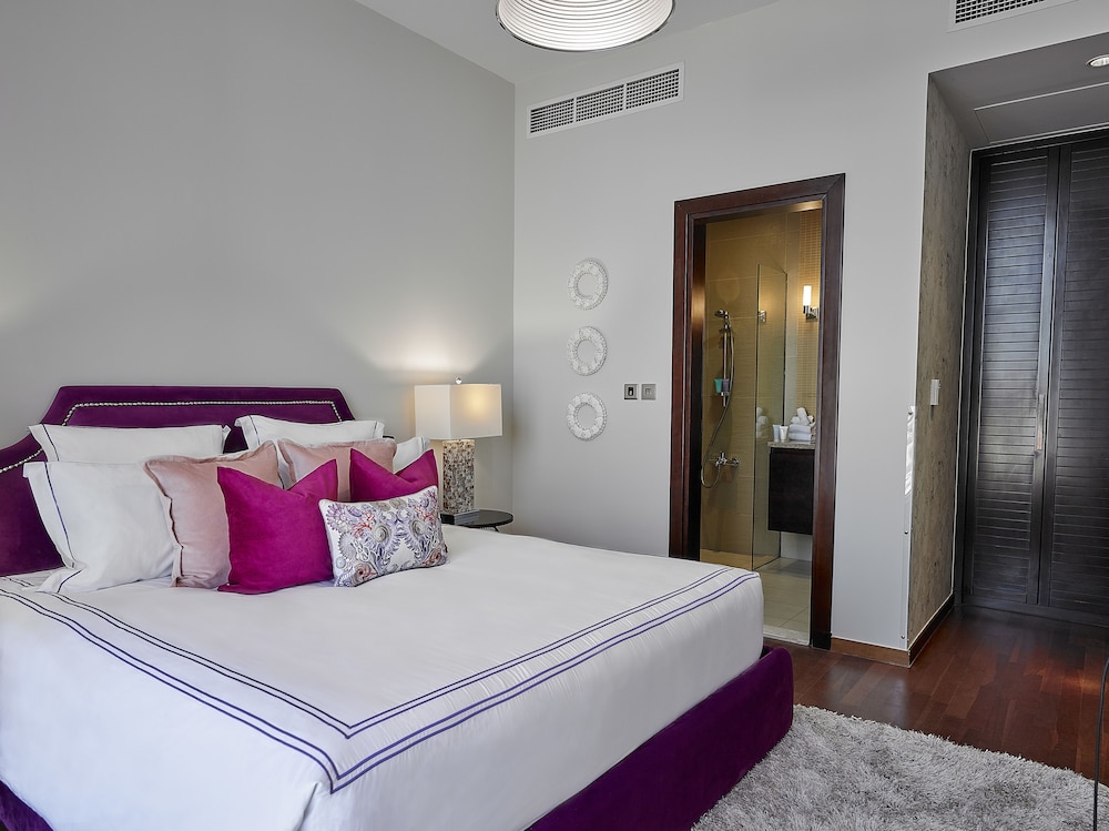 Tiara Residence - Emerald