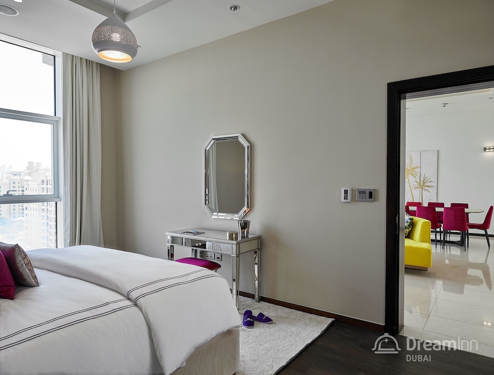 Tiara Residence - Emerald