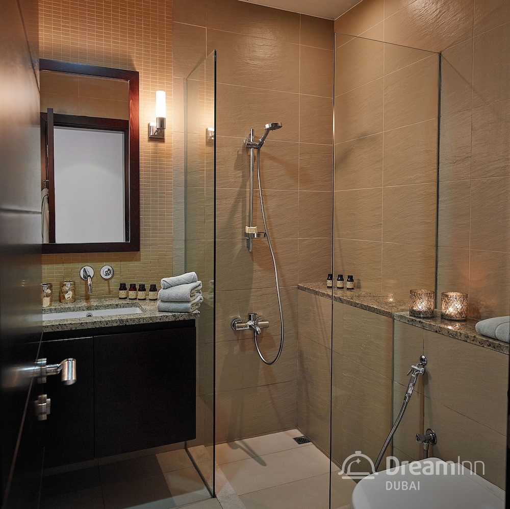 Tiara Residence - Emerald