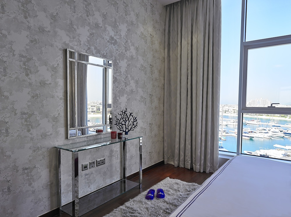 Tiara Residence - Emerald