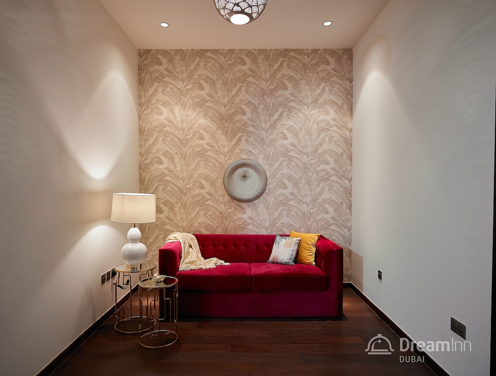 Tiara Residence - Emerald
