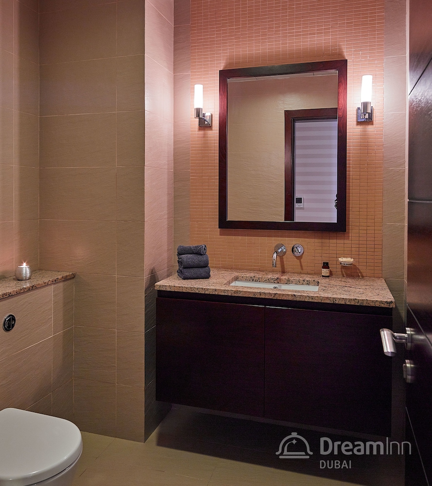 Tiara Residence - Emerald