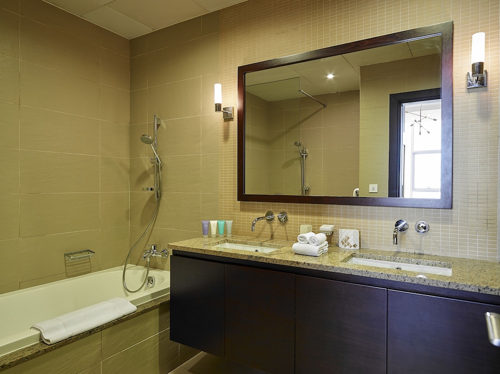 Tiara Residence - Emerald