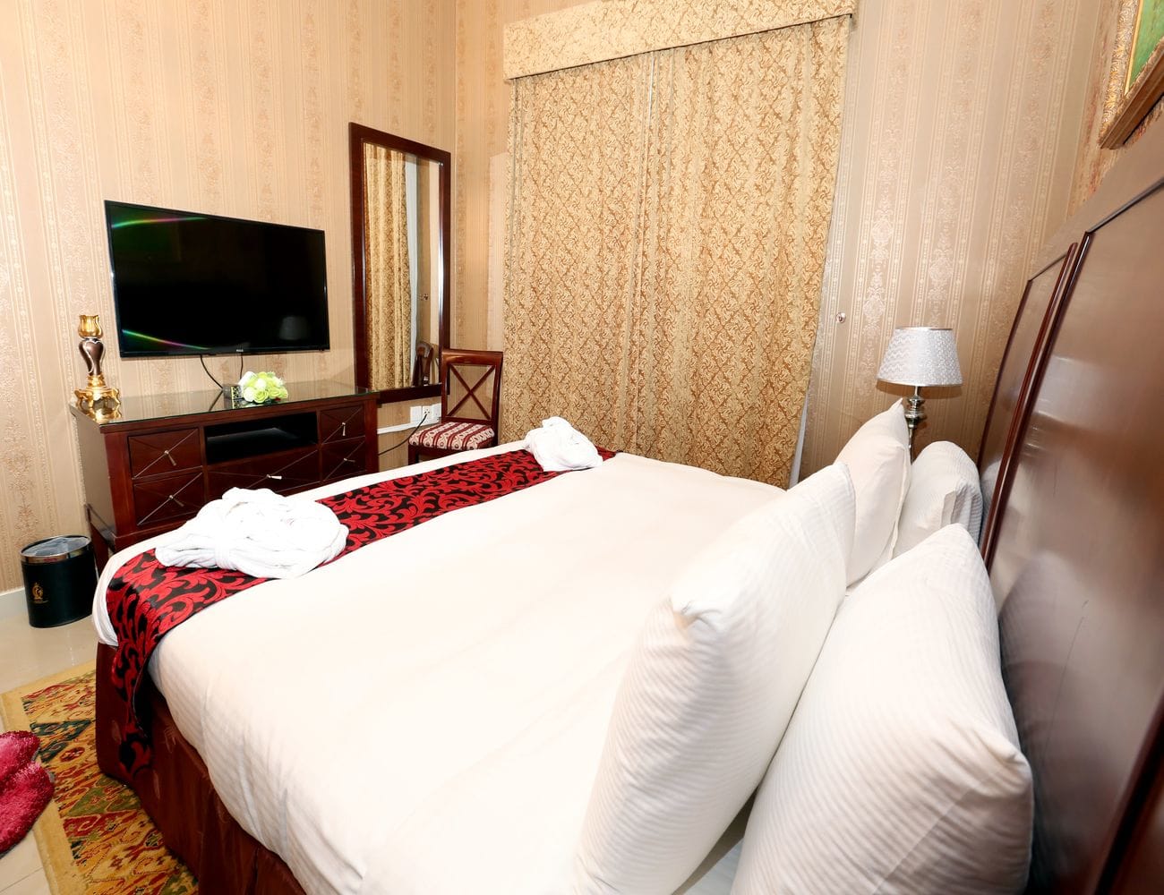 Clifton International Hotel