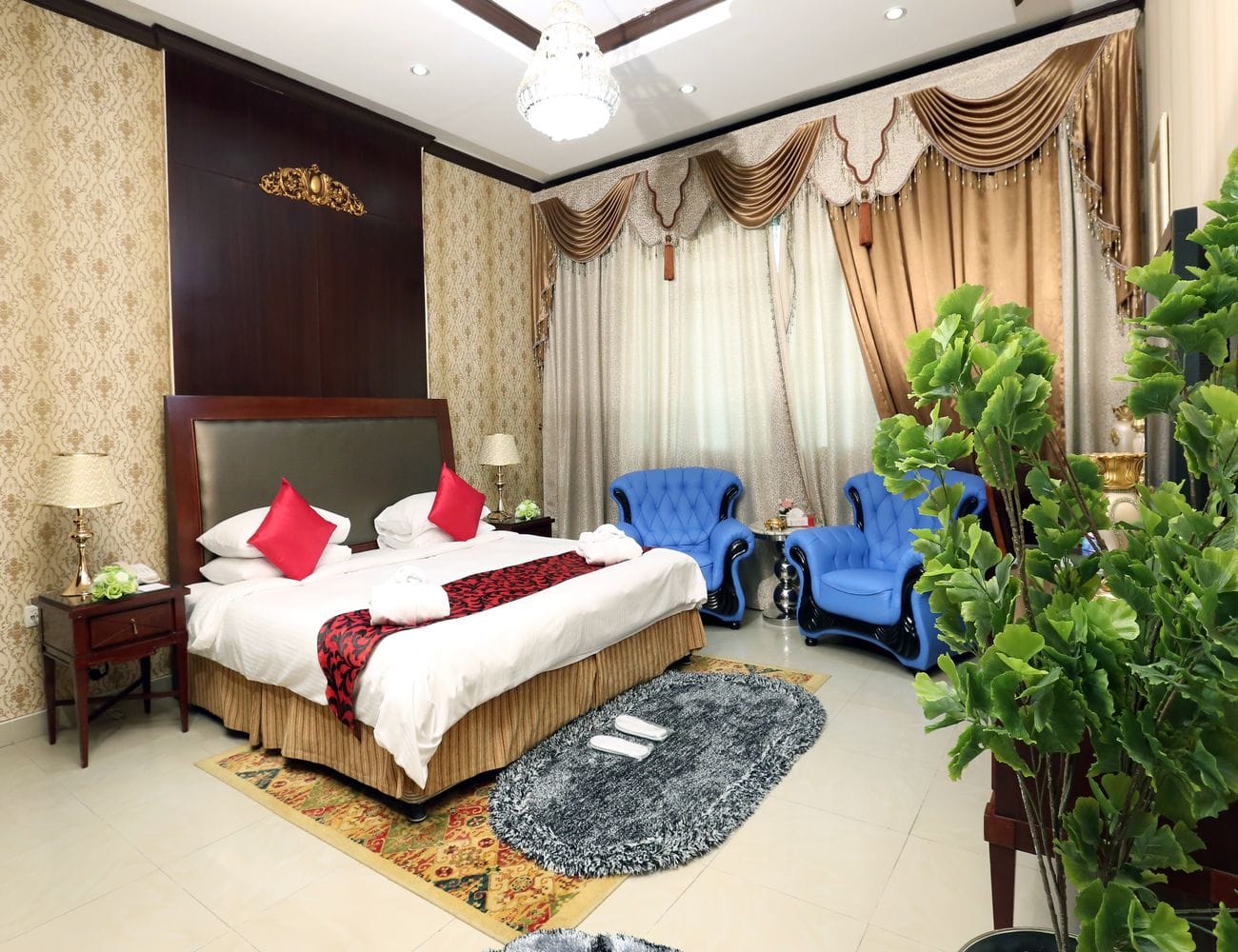 Clifton International Hotel