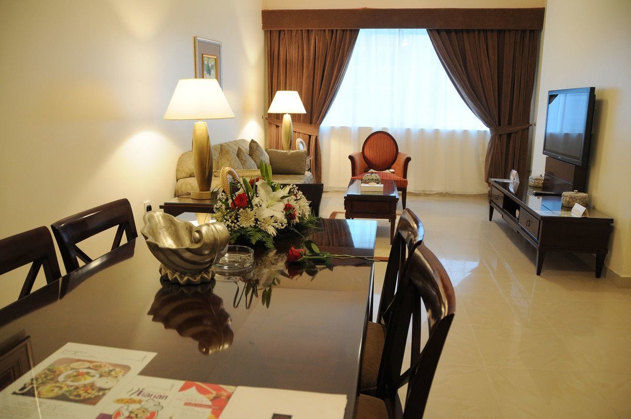 Clifton International Hotel