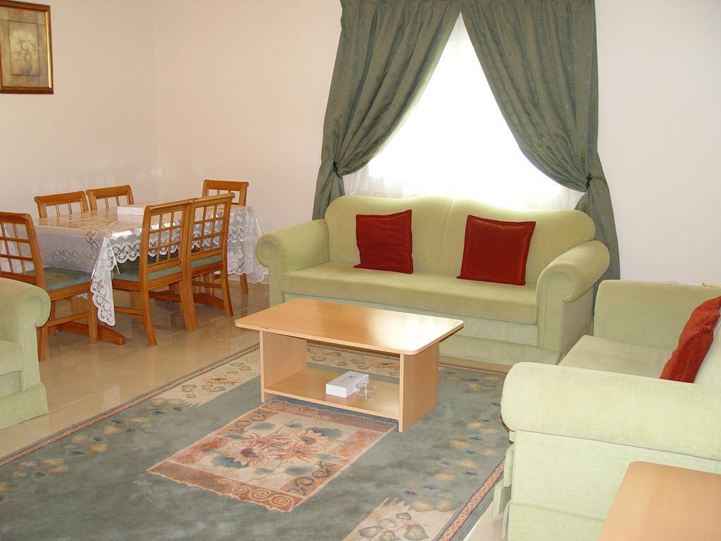 Emirates Springs Hotel Apartments