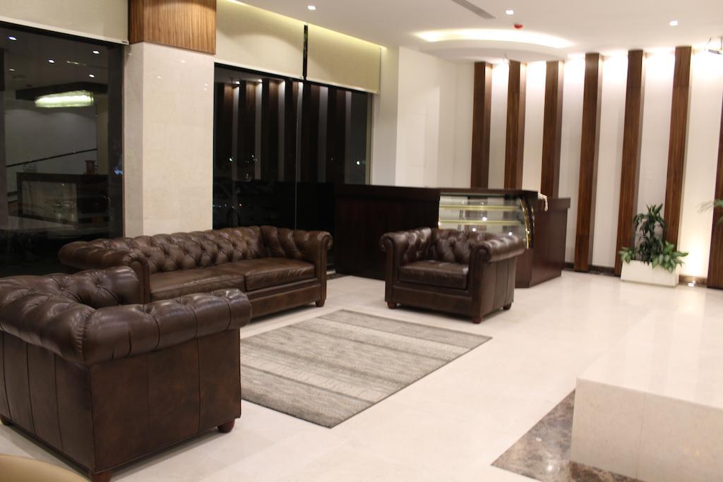 Emirates Springs Hotel Apartments