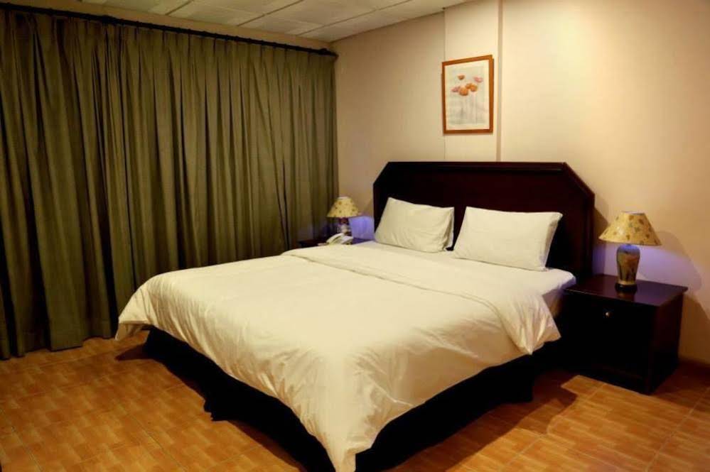 Falcon Hotel Apartments