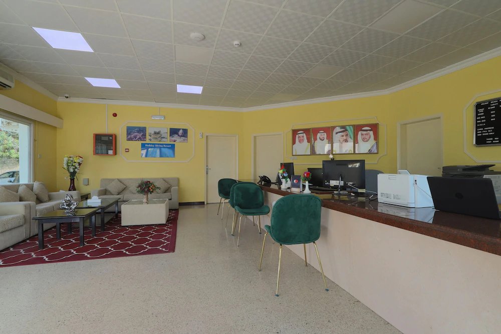 Capital O 224 Holiday Beach Resort