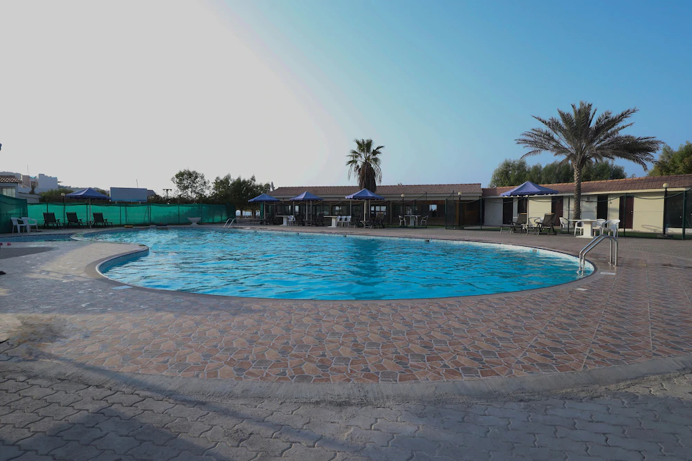 Capital O 224 Holiday Beach Resort