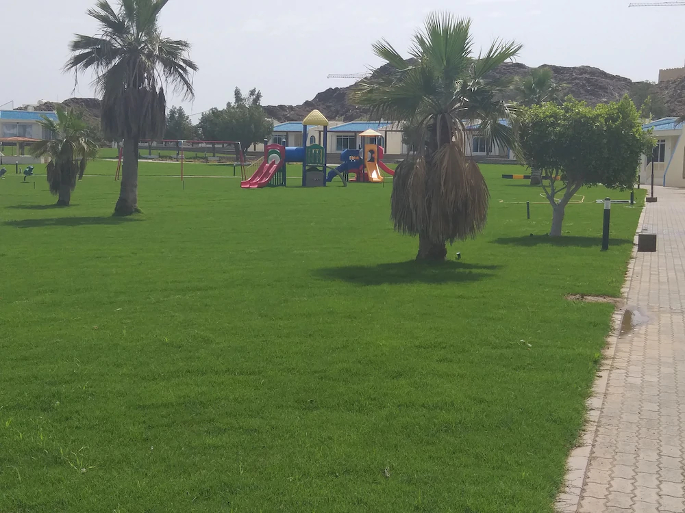 Capital O 224 Holiday Beach Resort