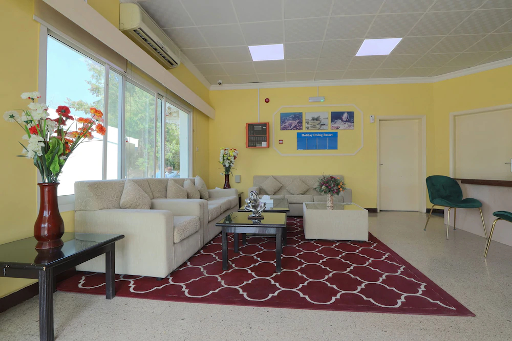 Capital O 224 Holiday Beach Resort