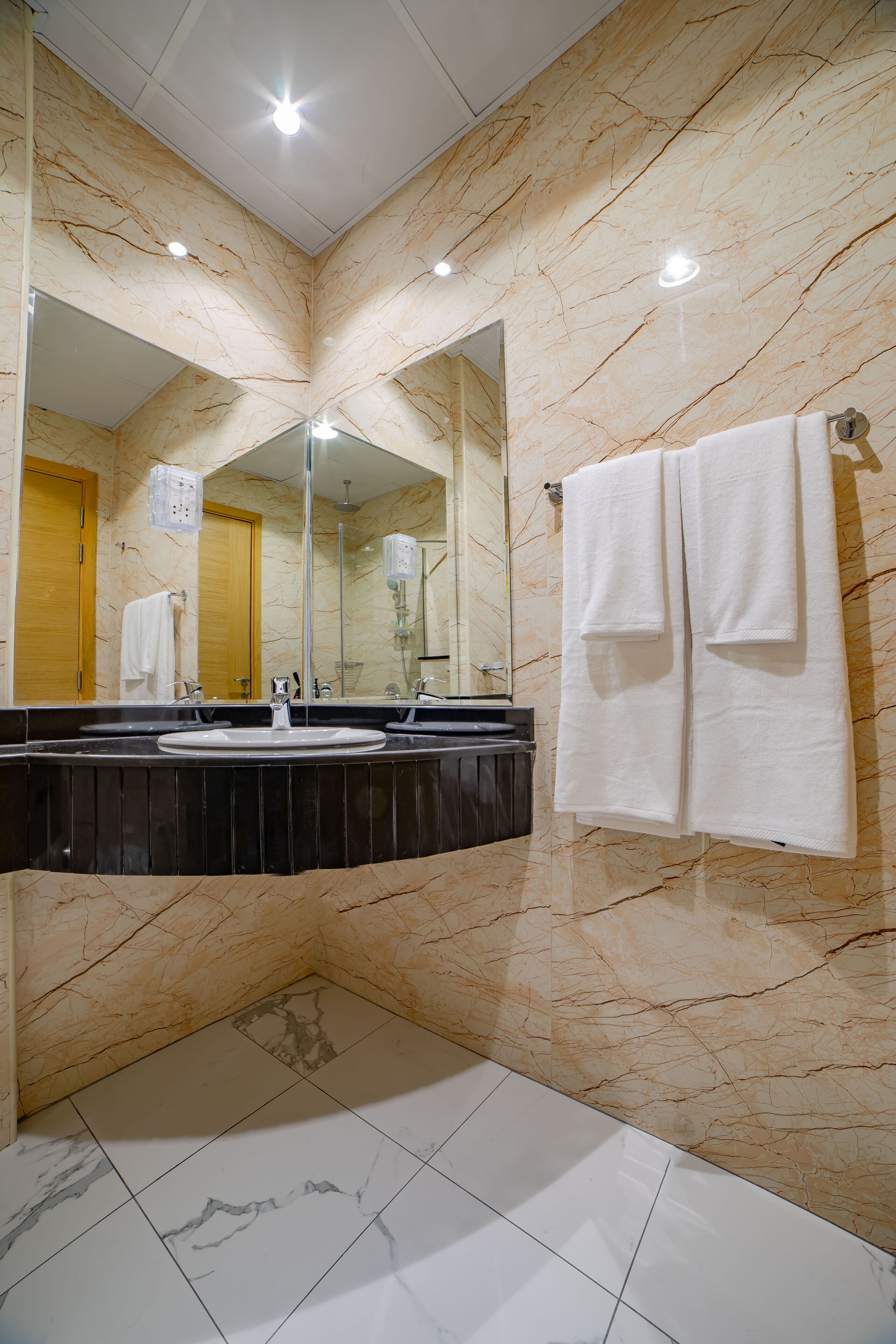 Platinum Coast Hotel Apartments