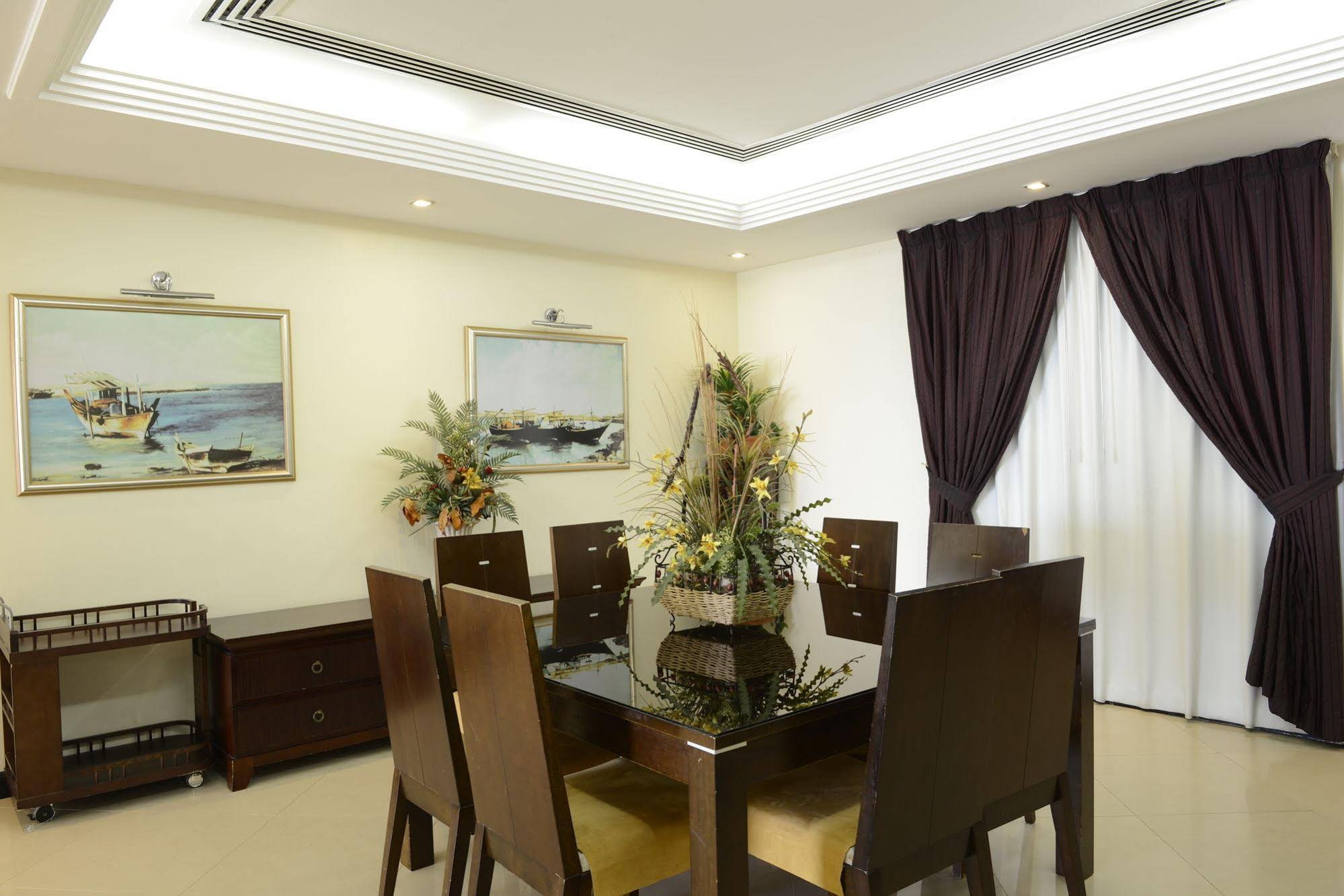 Royal Beach Hotel & Resort