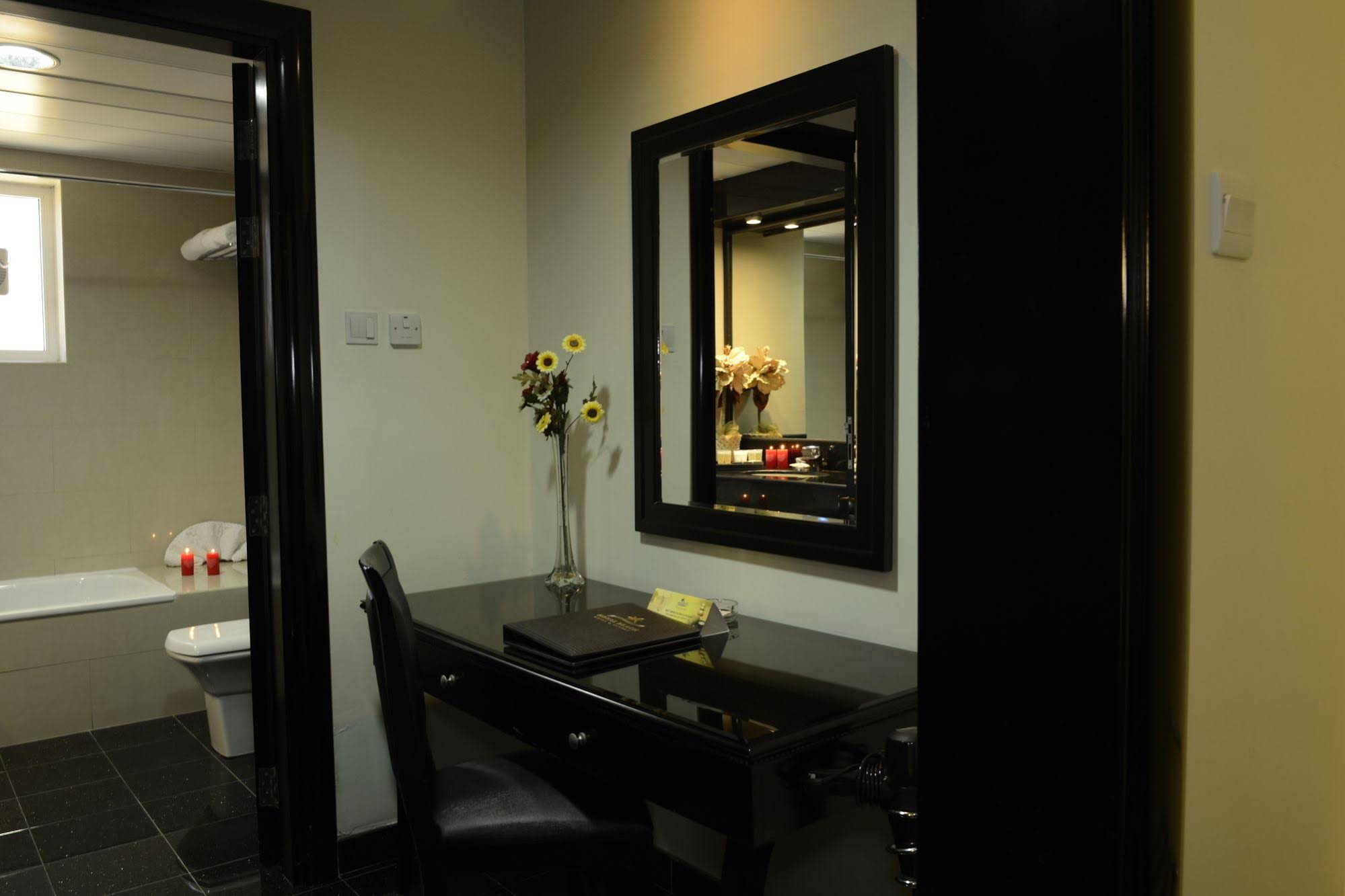 Royal Beach Hotel & Resort