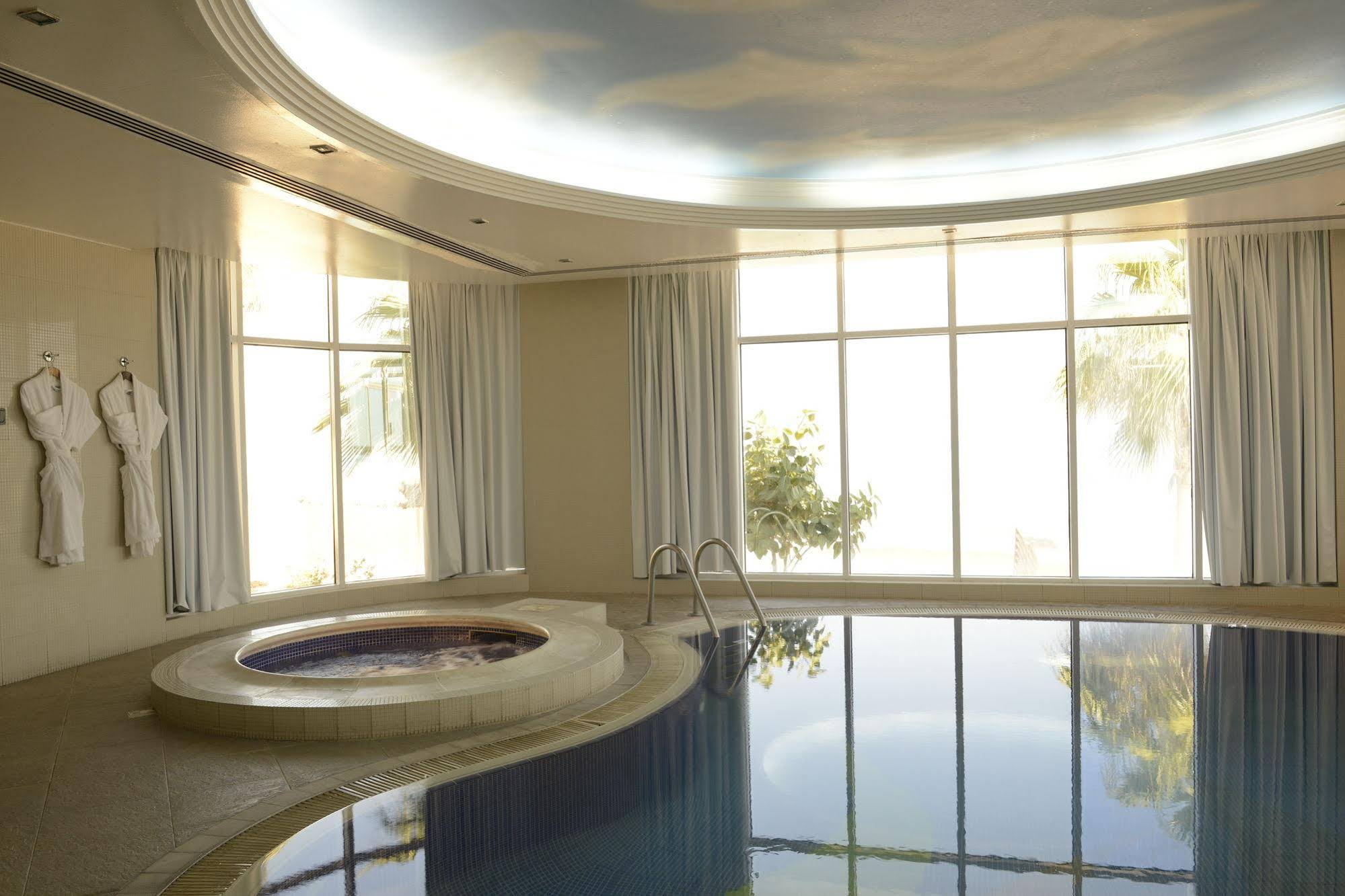 Royal Beach Hotel & Resort
