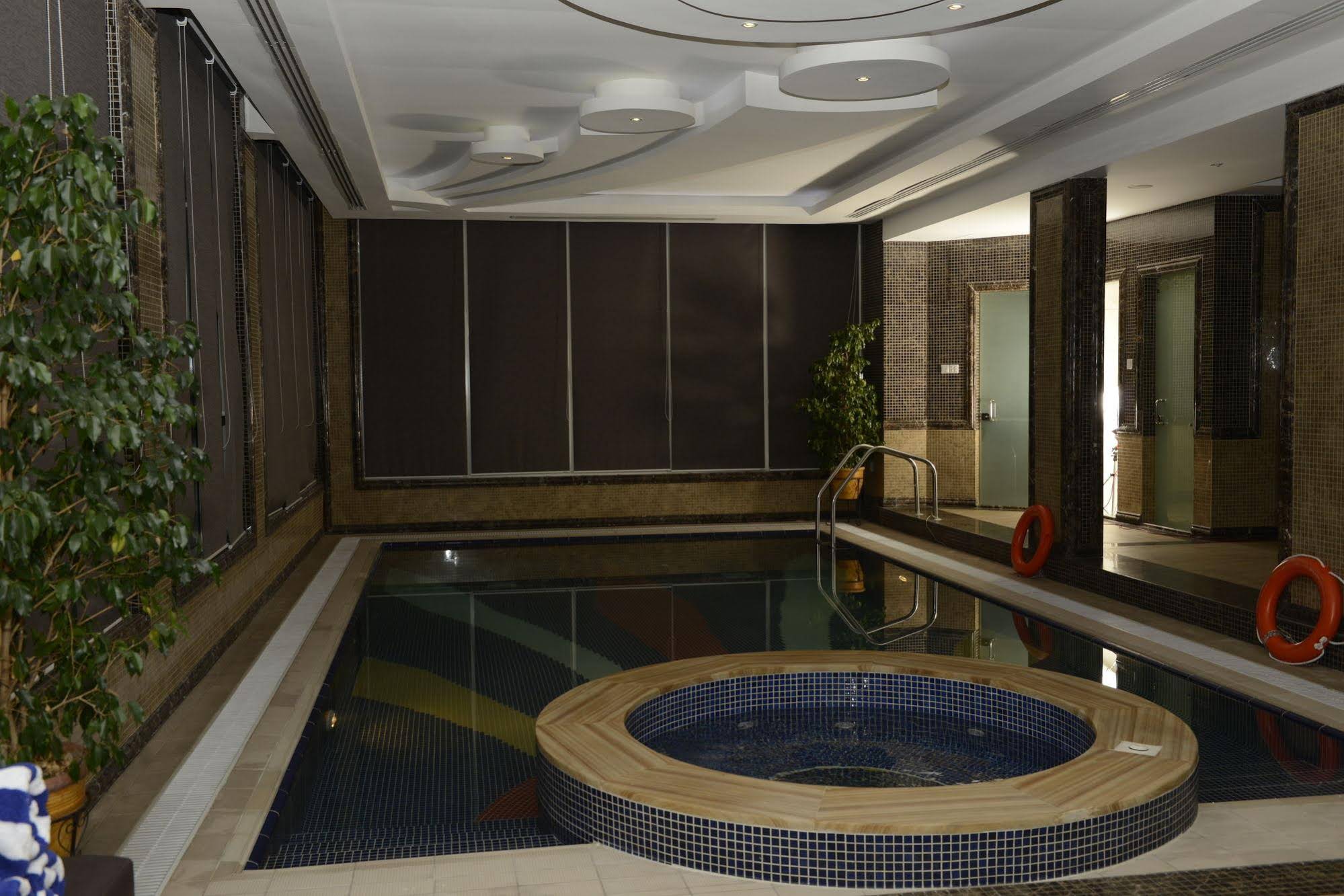 Royal Beach Hotel & Resort