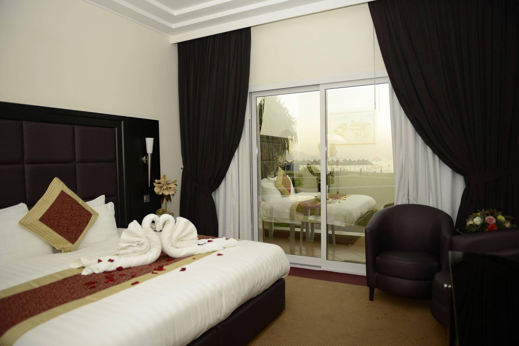Royal Beach Hotel & Resort