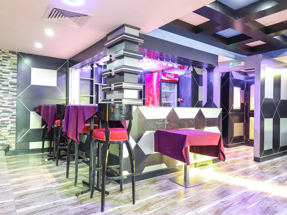 Shh Hotel by OYO Rooms