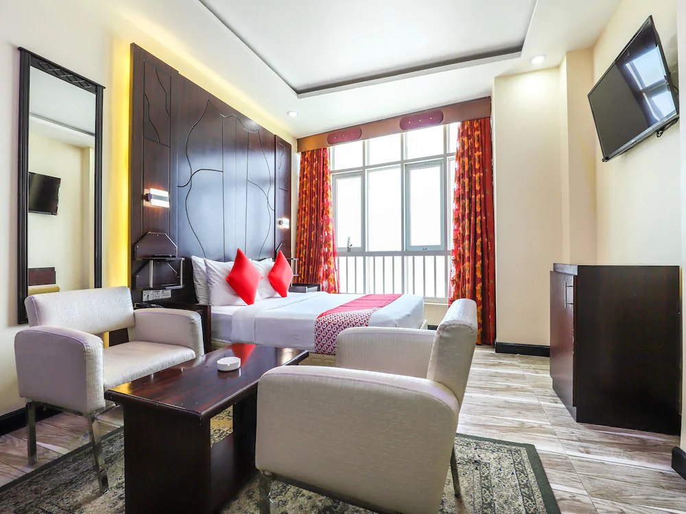 Shh Hotel by OYO Rooms