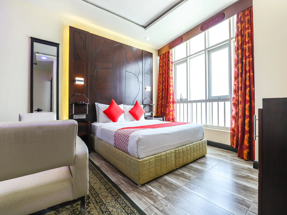 Shh Hotel by OYO Rooms