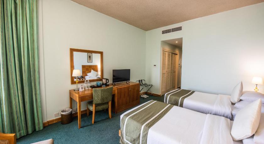 BM Beach Hotel