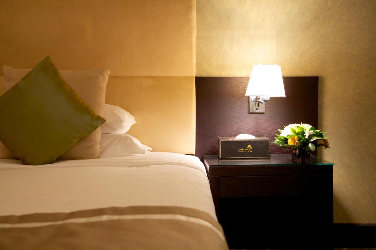Mangrove Hotel