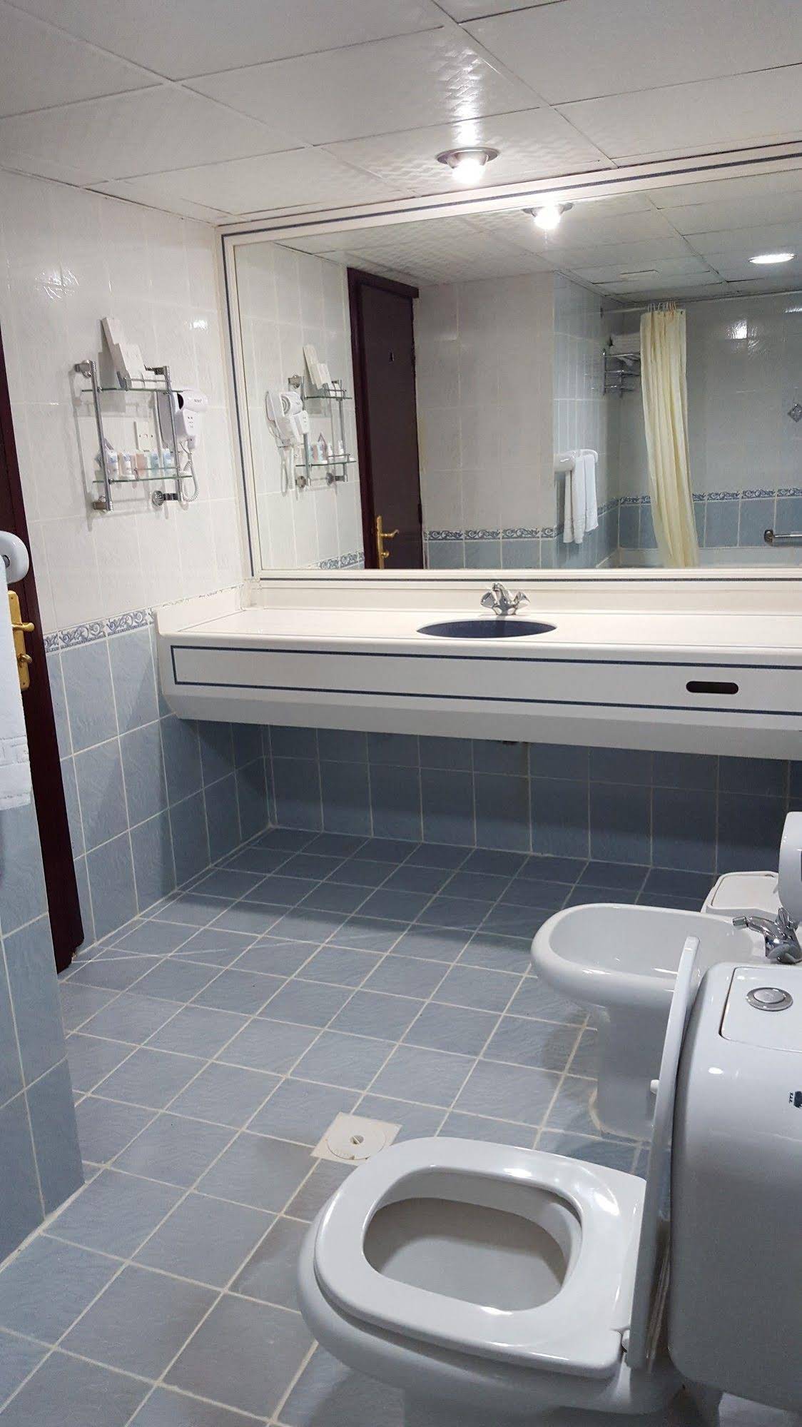 Al Bustan Hotels Flats