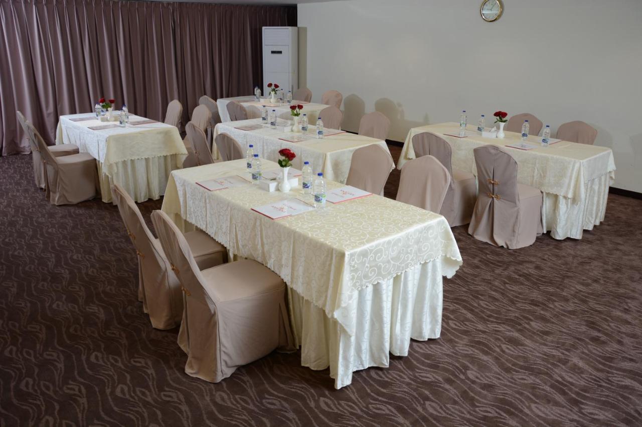 Aryana Hotel