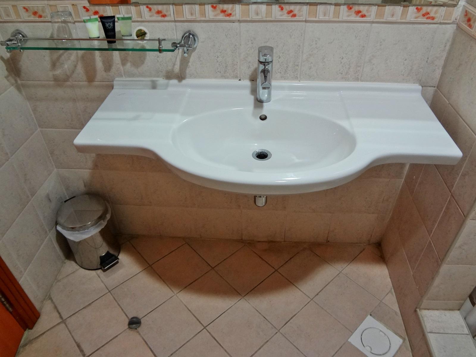 Baiti Hotel Apartments